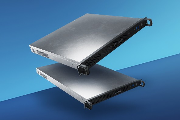 Три сървърни шкафа RACK 19″ 1U